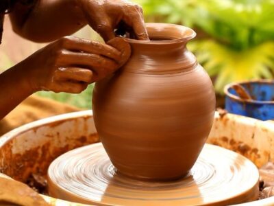 Evolution of Silica Use in Pottery